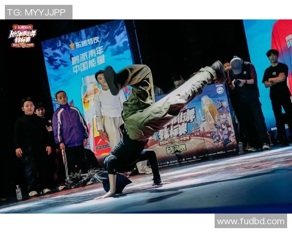 赛后复盘：西安街舞队与深圳街舞队默契配合的精彩瞬间分析