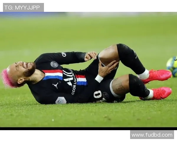 内马尔再次受伤影响巴黎欧冠前景球队前途堪忧